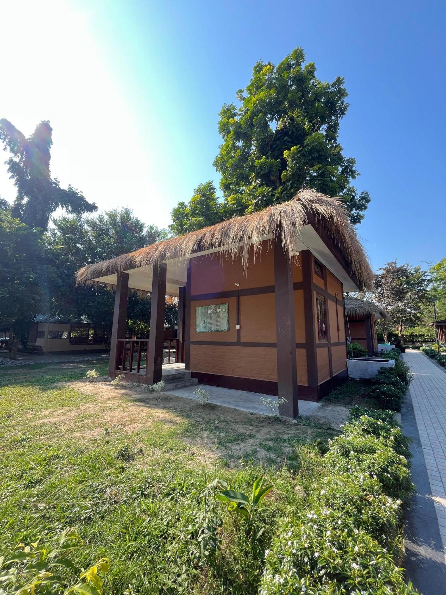 Jironi Resort Tezpur Exterior foto